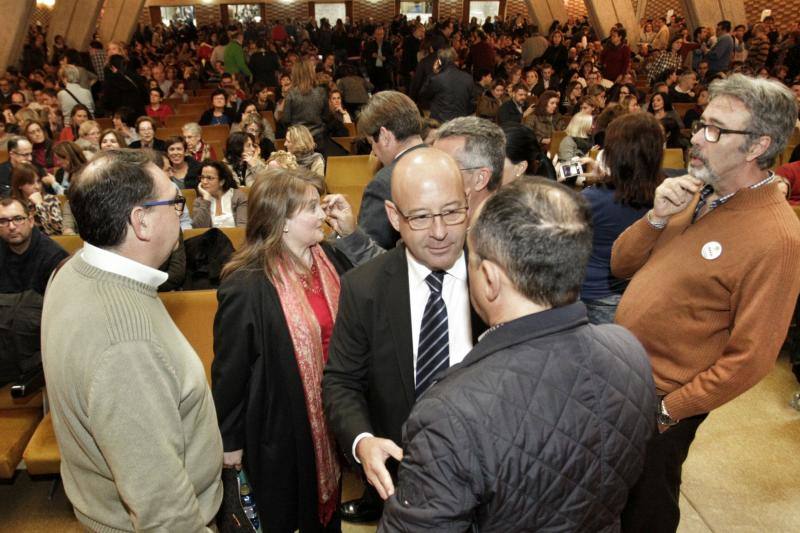 La concertada aúna fuerzas contra los recortes