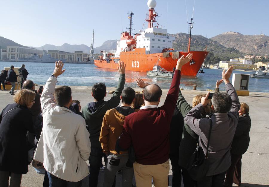 El &#039;Hespérides&#039; vuelve a la Antártida para estudiar el cambio climático