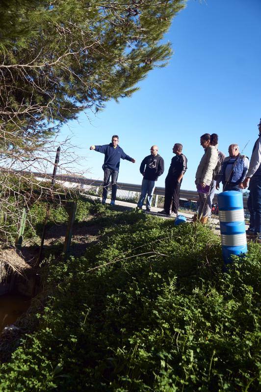 Vecinos muestran los daños del temporal en Molins