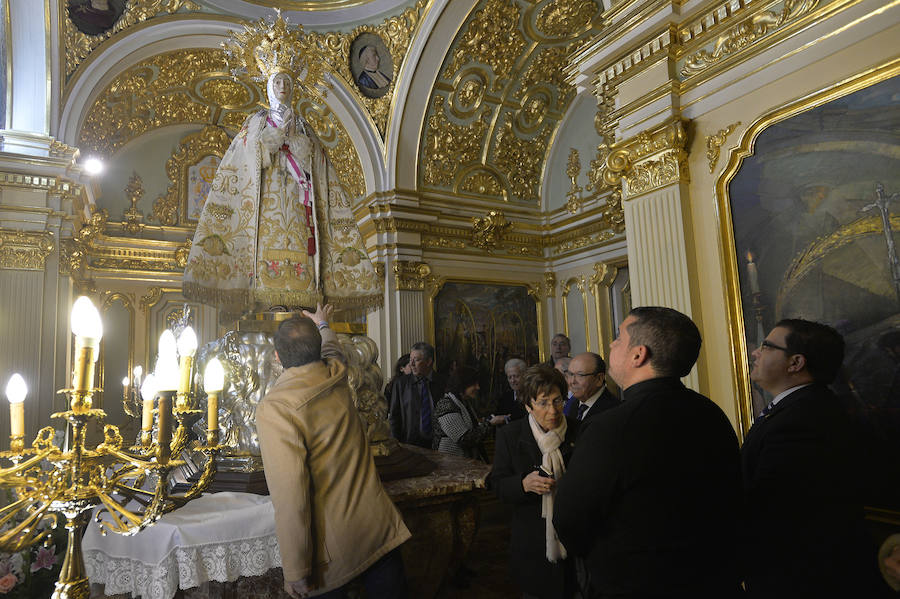 Ofrenda a los ilicitanos ausentes