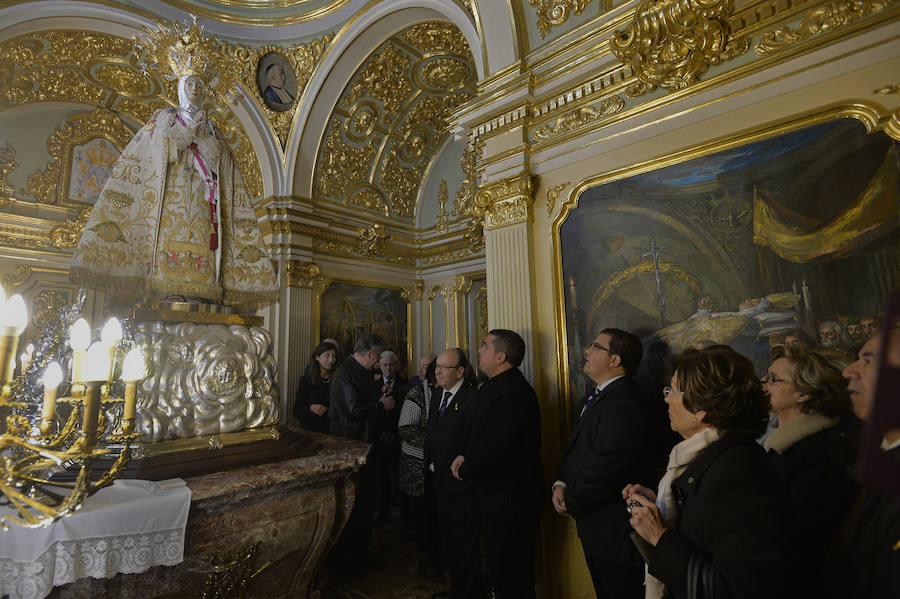 Ofrenda a los ilicitanos ausentes