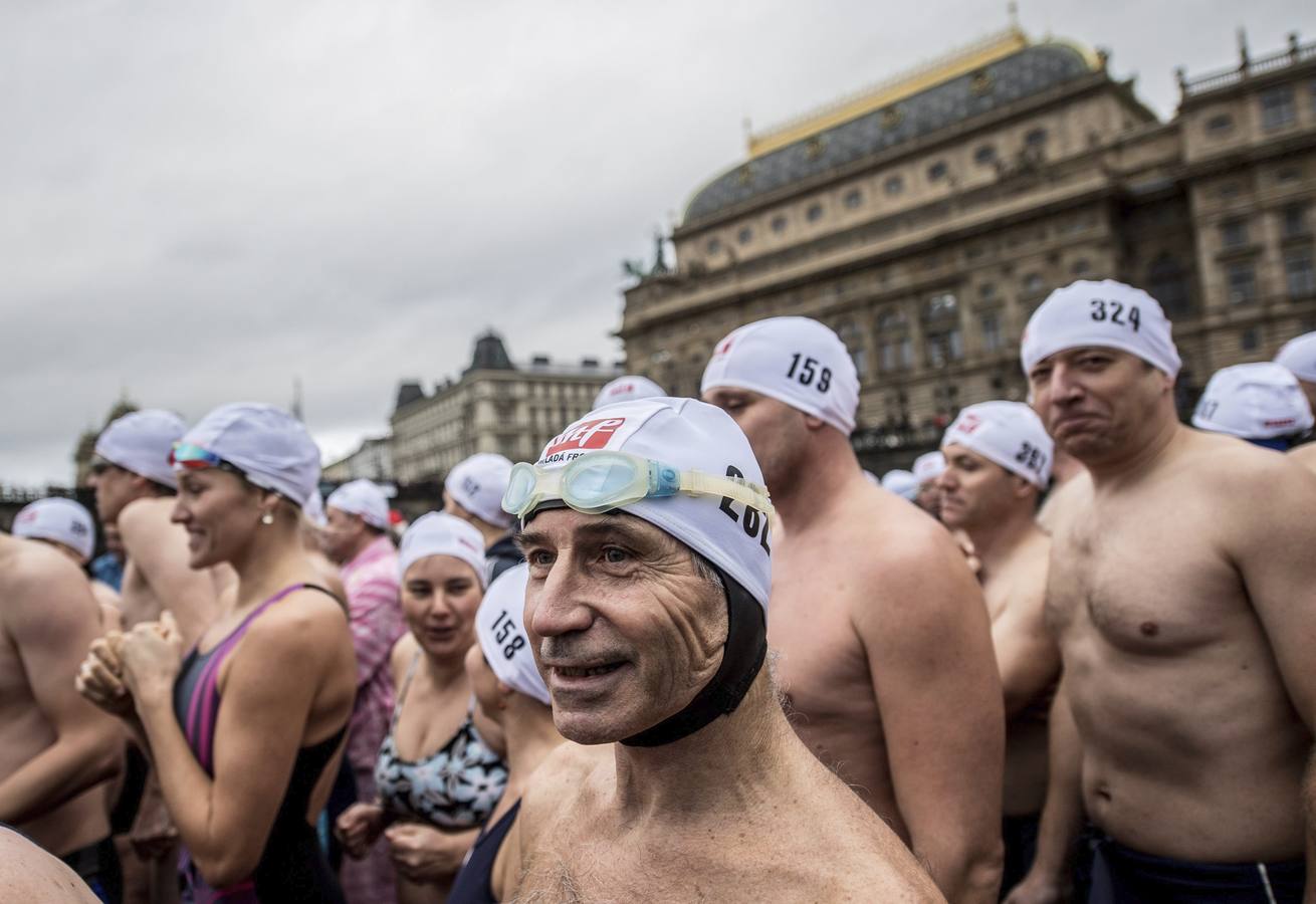 Un gélido chapuzón navideño