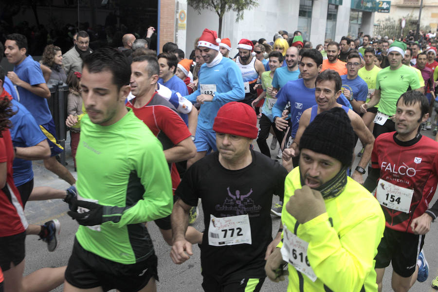 Más de 750 corredores disputan la San Silvestre de Lorca