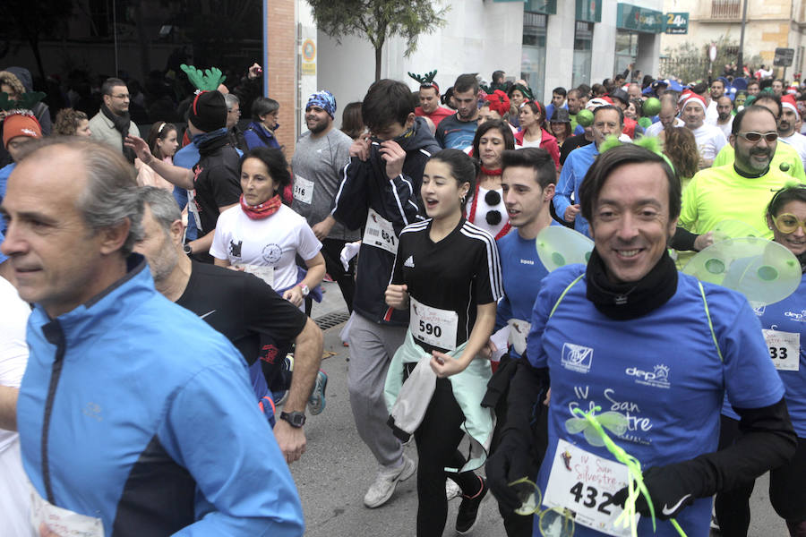 Más de 750 corredores disputan la San Silvestre de Lorca