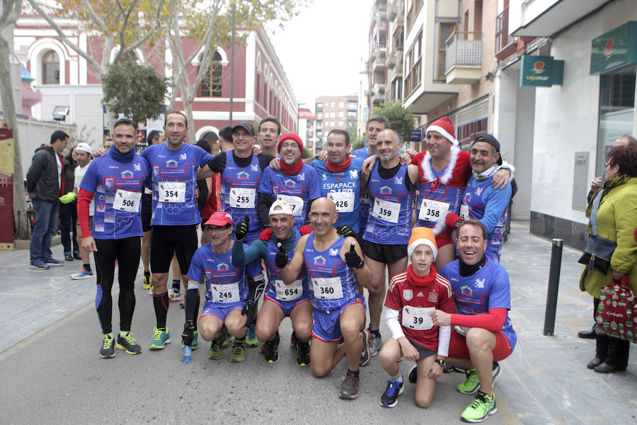 Más de 750 corredores disputan la San Silvestre de Lorca