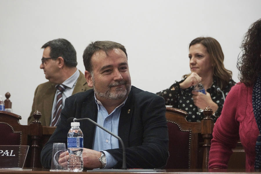 Ciudadanos propicia la primera moción de censura del mandato y da la Alcaldía al PP