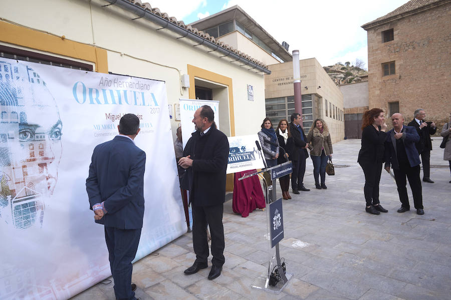 Un logo para recordar al poeta