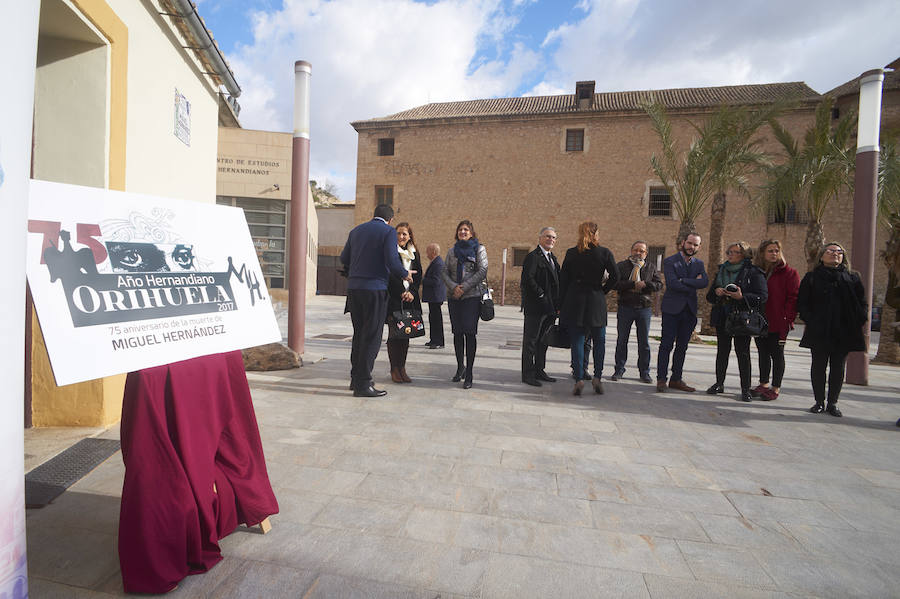 Un logo para recordar al poeta