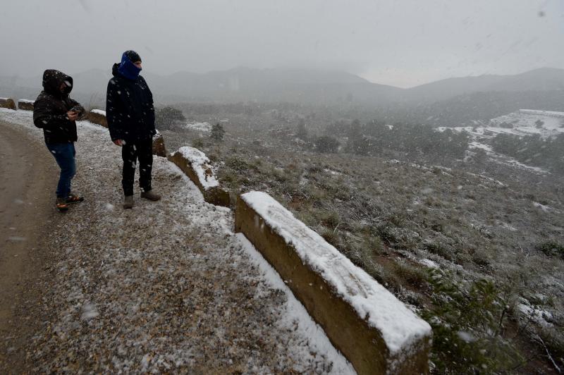 Los copos de nieve le cambian la cara a Cartagena
