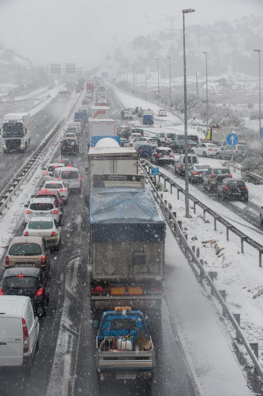 La ola de frío circula por el Puerto de la Cadena