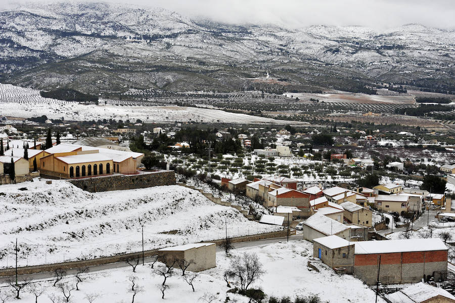 Moratalla amanece de postal por la nevada