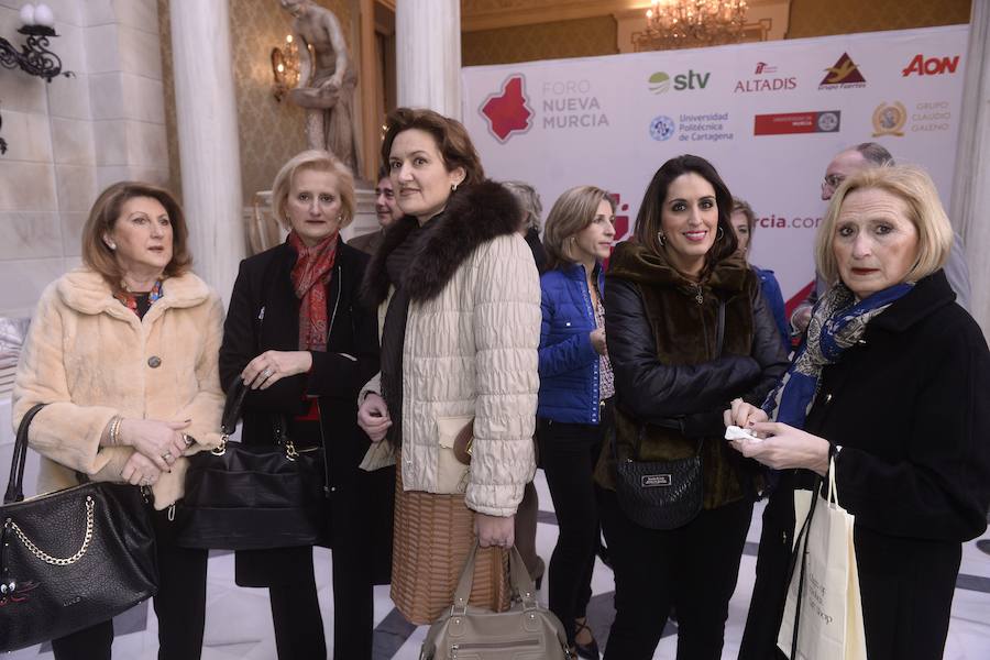 Carmen Posadas, en el Foro Nueva Murcia