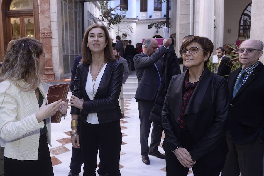 Carmen Posadas, en el Foro Nueva Murcia