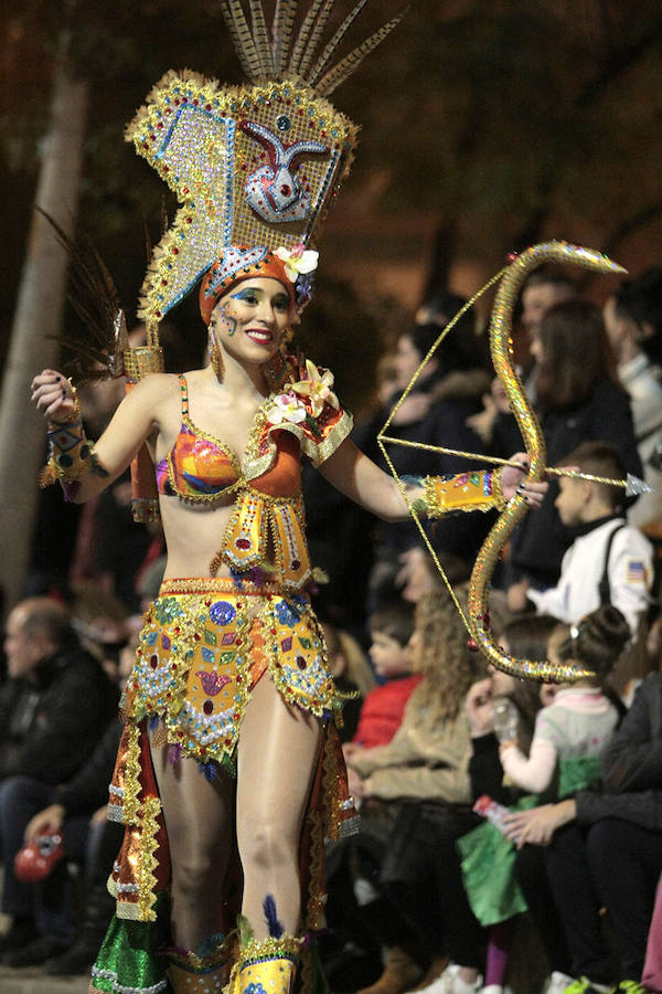 &#039;Glamour&#039; carnavalero en Cartagena