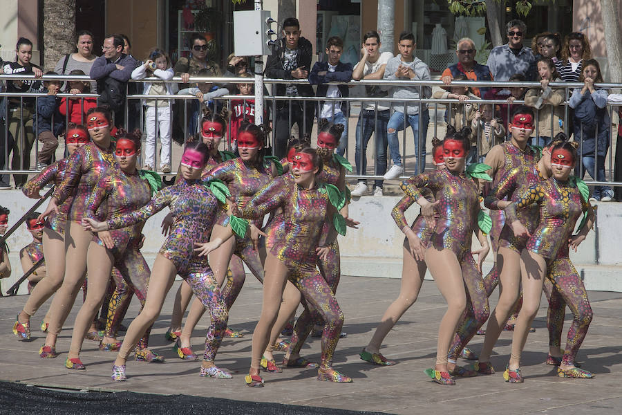 Lunes festivo y movido