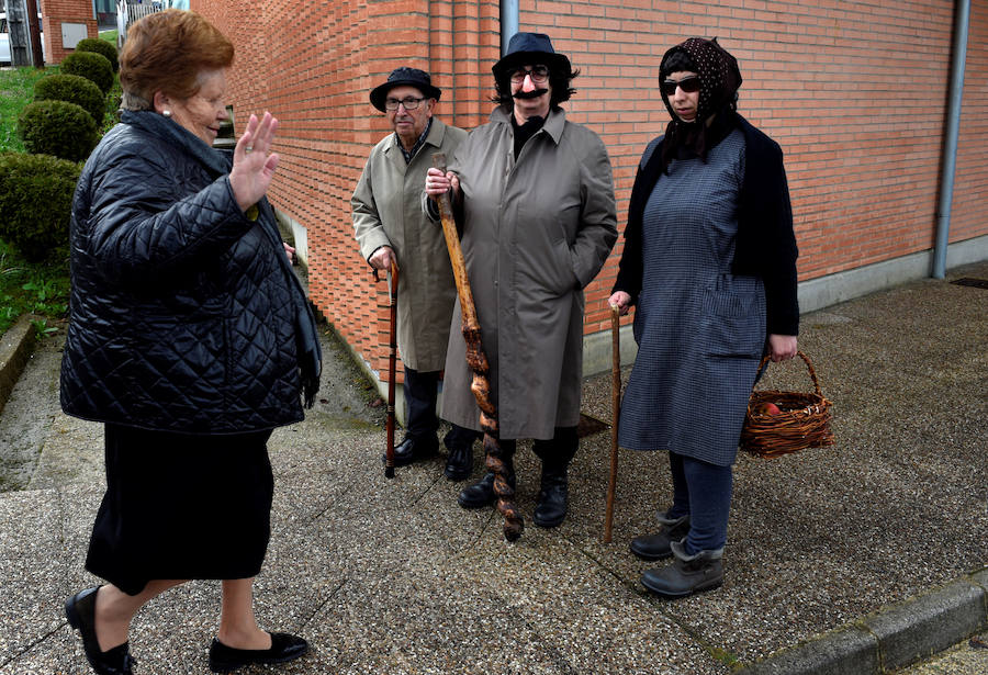 Valdesoto se disfraza