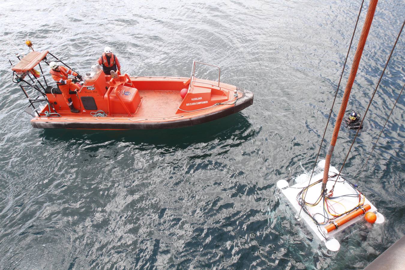 Diez horas sumergidos en la terminal