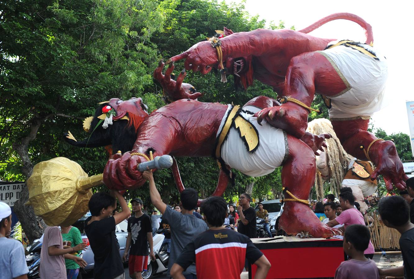 ¡Chsssssssss! ¡Que viene el diablo!