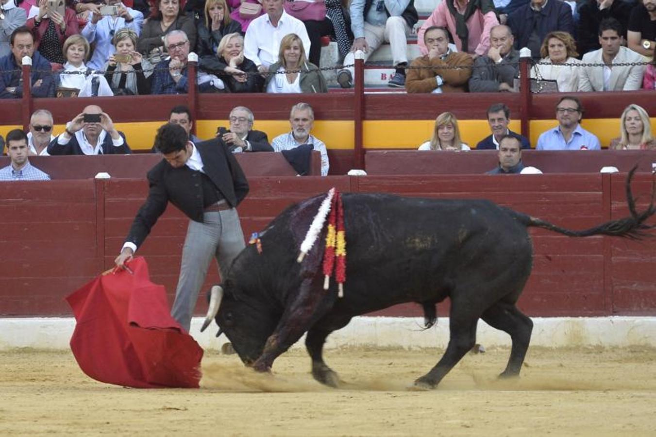 Toreros y solidaridad triunfan en el festival contra el cáncer