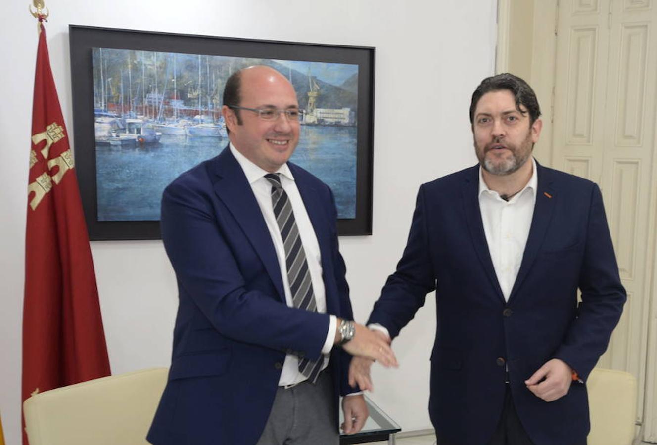 Reunión de Pedro Antonio Sánchez con Miguel Sánchez (Ciudadanos) en el Palacio Aguirre de Cartagena 2.3.2017. 