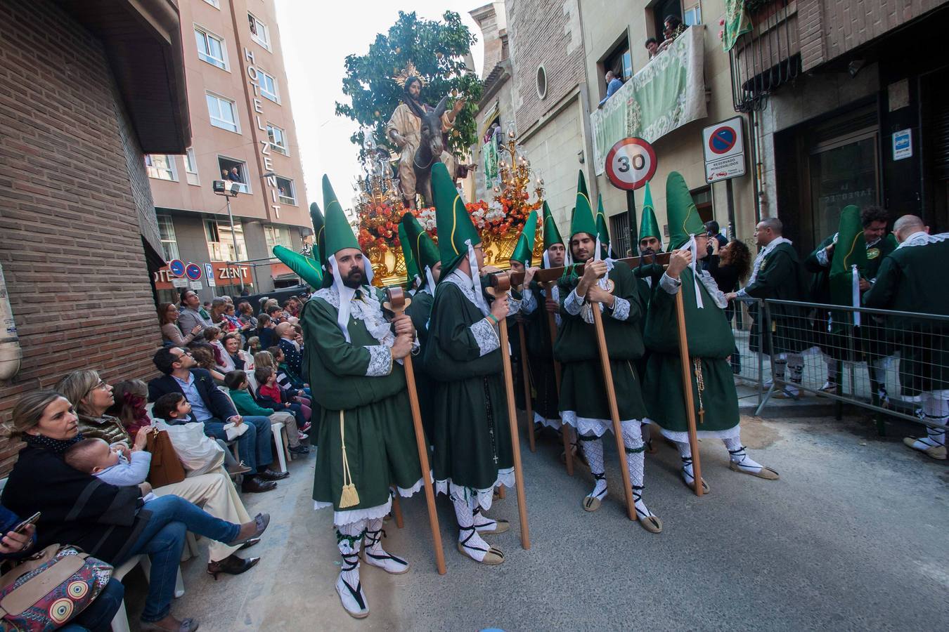 Procesión de la Cofradía de la Esperanza