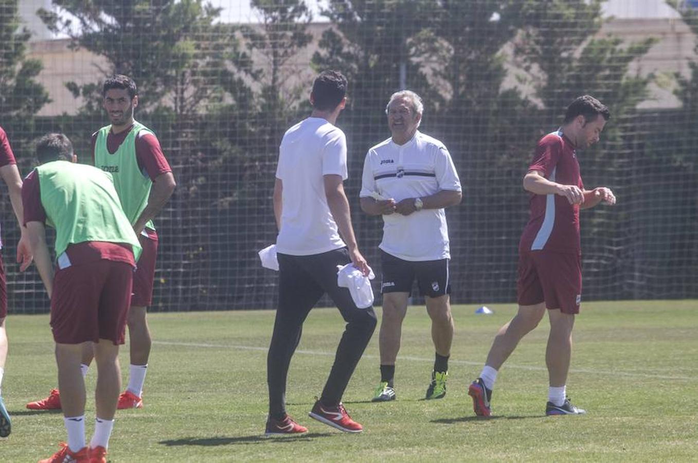 David Vidal dirige su primer entrenamiento con el Lorca