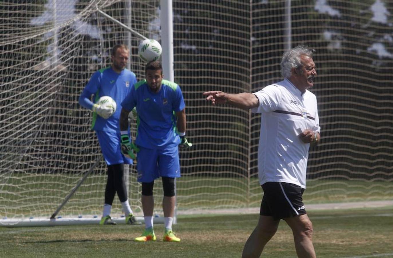 David Vidal dirige su primer entrenamiento con el Lorca