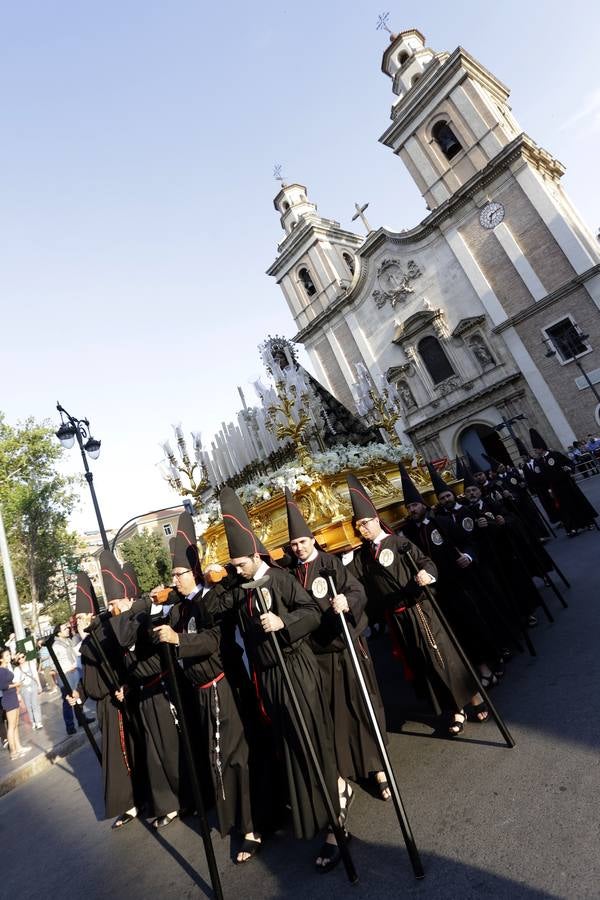 La Sangre se tiñe de negro