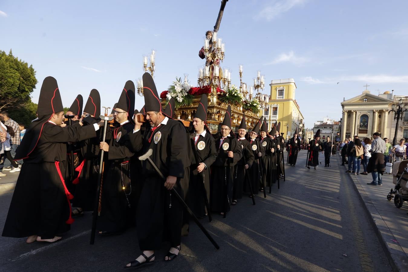 La Sangre se tiñe de negro