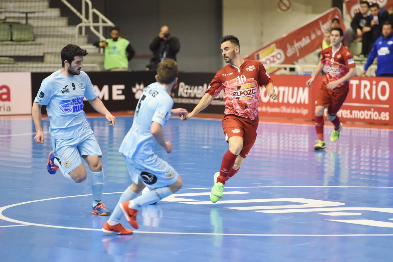 ElPozo se mete a la afición en el bolsillo