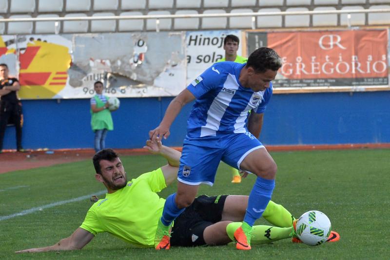 El Lorca transmite dudas ante el Córdoba B (1-1)