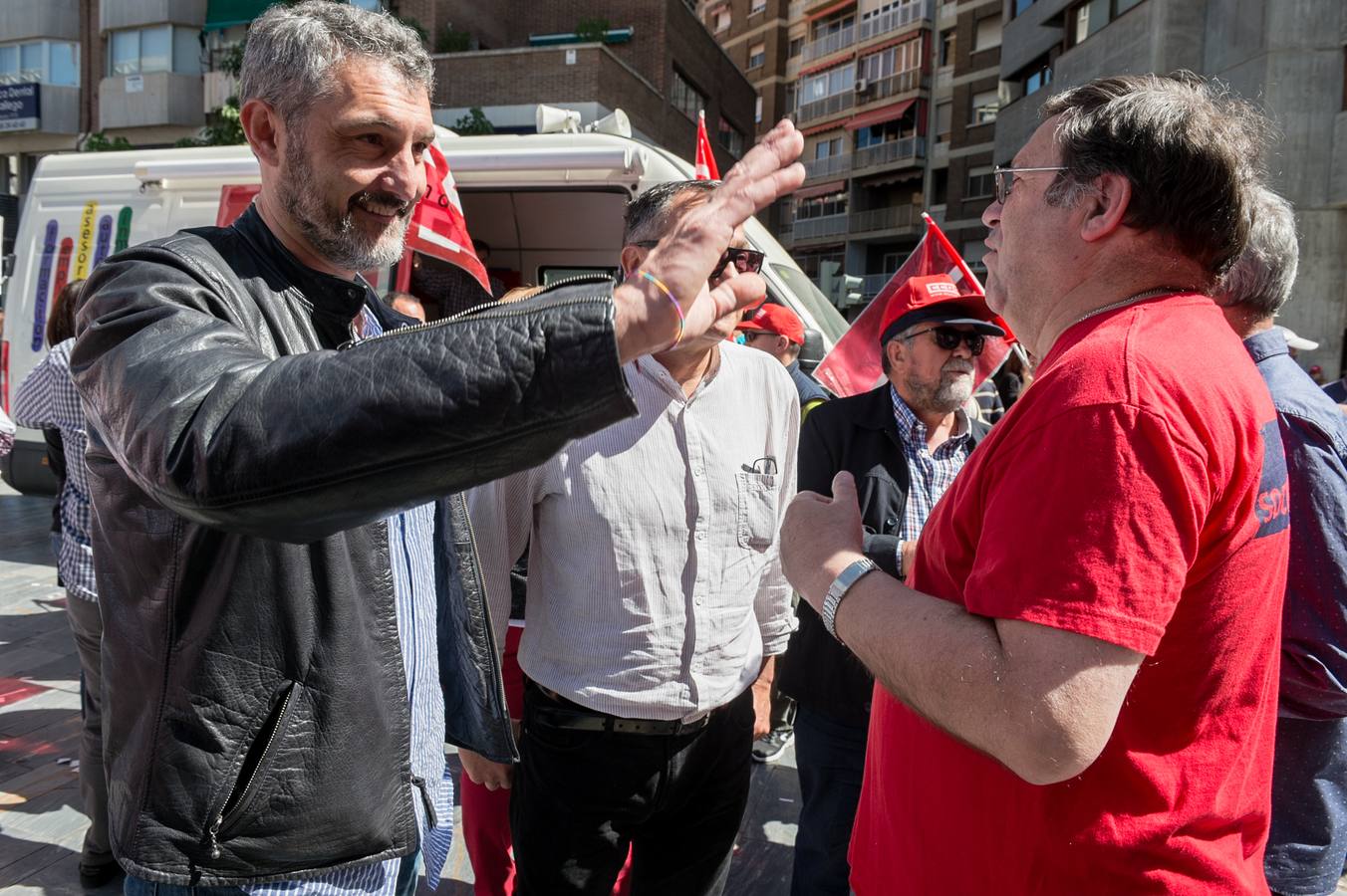 Trabajadores y sindicatos salen a la calle contra la precariedad