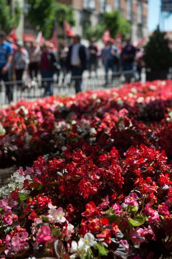 Trabajadores y sindicatos salen a la calle contra la precariedad