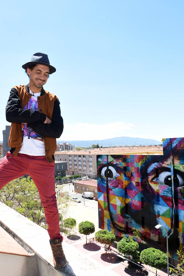 Kobra finaliza el grafiti de Salvador Dalí