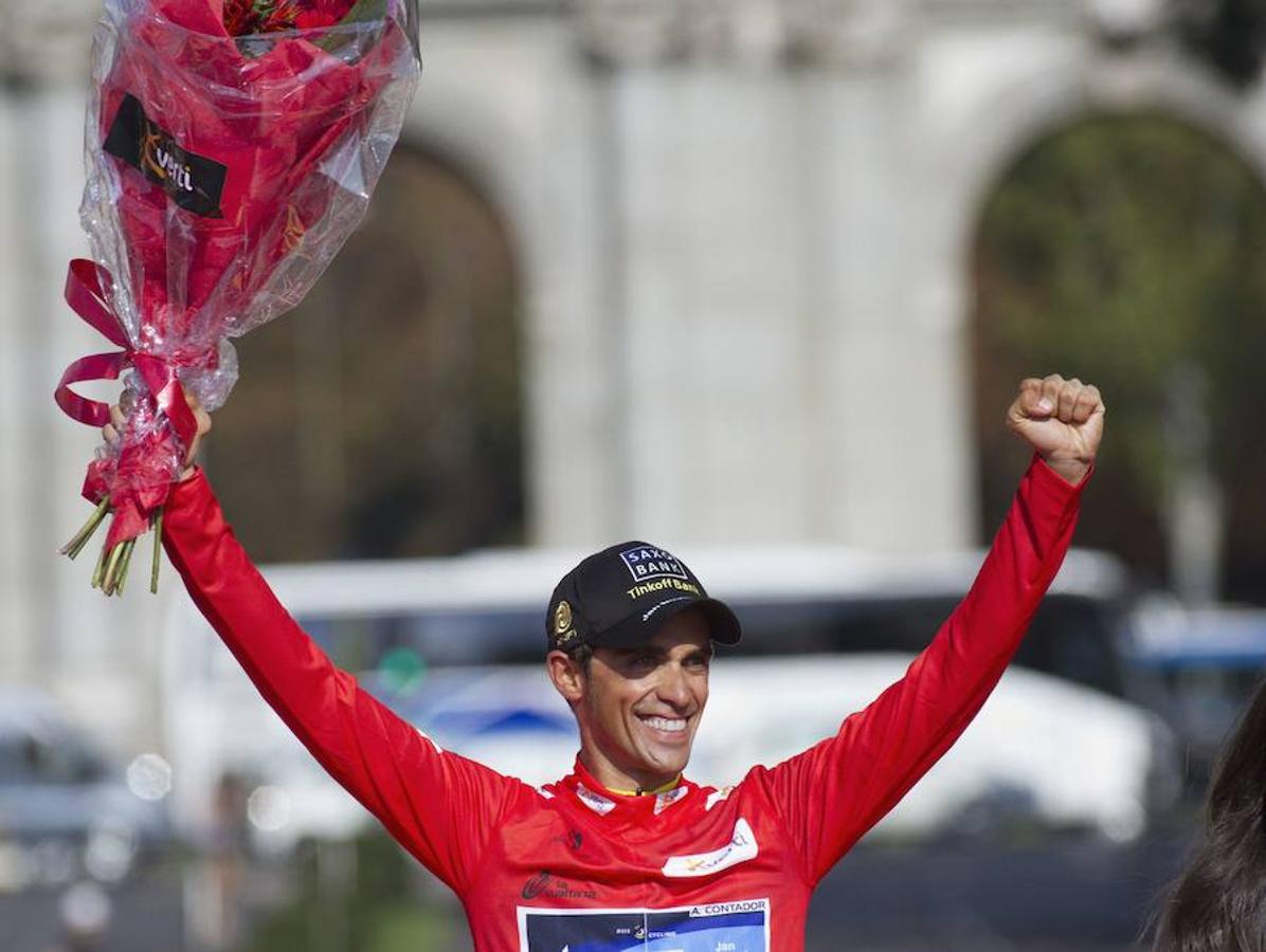 Alberto Contador celebra la victoria en 'La Vuelta a España 2012' 