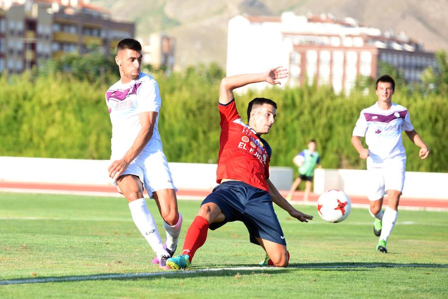 Giafranco, portero de El Ejido, desbarató numerosas ocasioens de gol locales y fue el mejor del partido