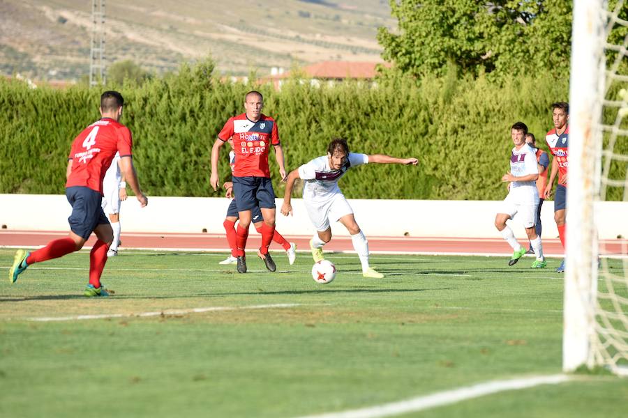 Giafranco, portero de El Ejido, desbarató numerosas ocasioens de gol locales y fue el mejor del partido