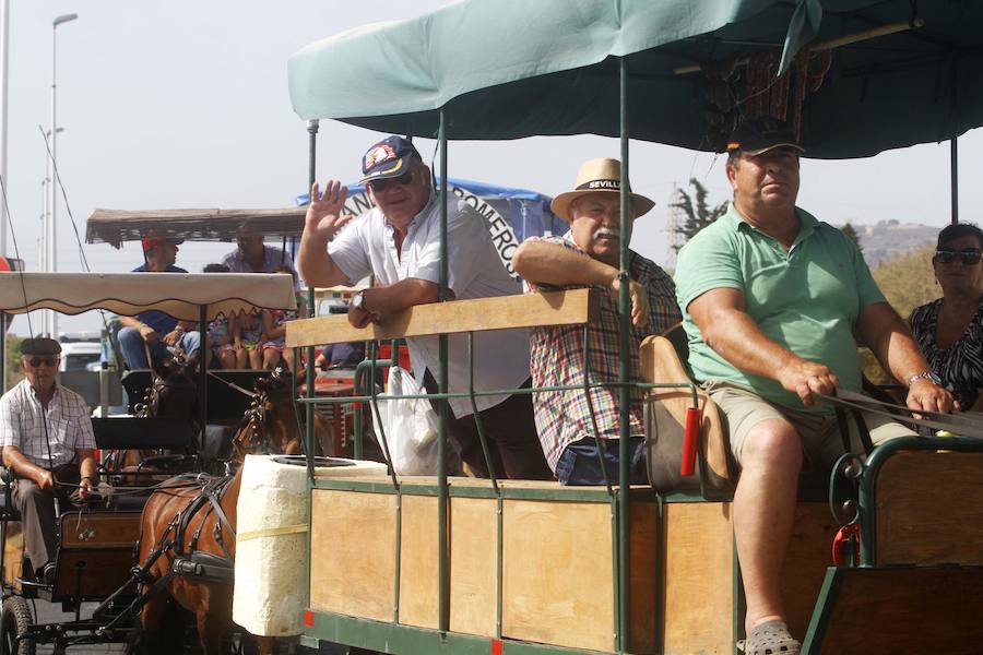 El copatrón de Cartagena desde hace 340 años, San Ginés, y la imagen de la Virgen del Pasico avanzaron juntos, en una carroza tirada por dos caballos, desde la ermita de esta localidad a la iglesia parroquial