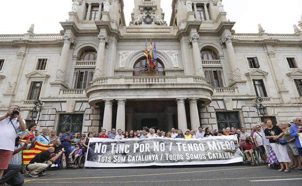 Pancarta de apoyo a la manifestación 'No Tinc Por'.