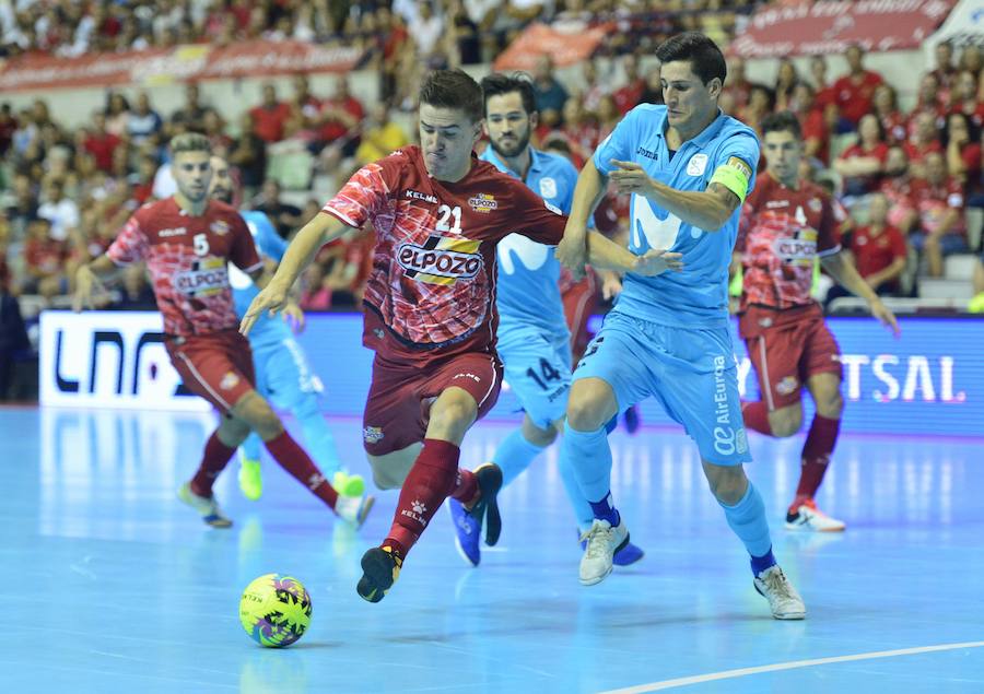 Después de aguantar el tipo durante 35 minutos, el conjunto charcutero encaja tres goles en los últimos instantes y pierde casi todas sus aspiraciones a conquistar la Supercopa de España