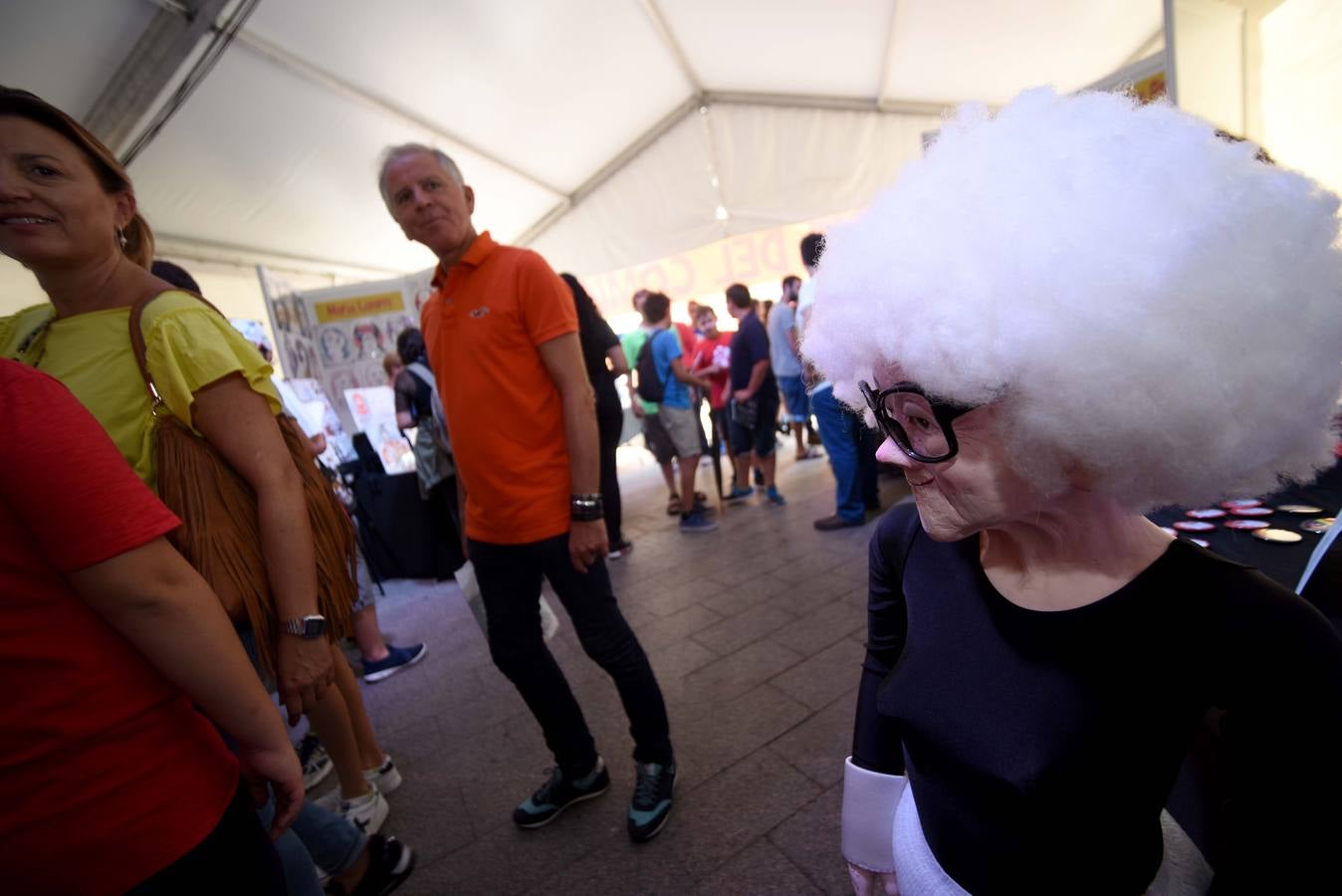 Decenas de ilustradores se dan cita en los talleres de dibujo y exposiciones de la primera edición del 'Cómic Day'