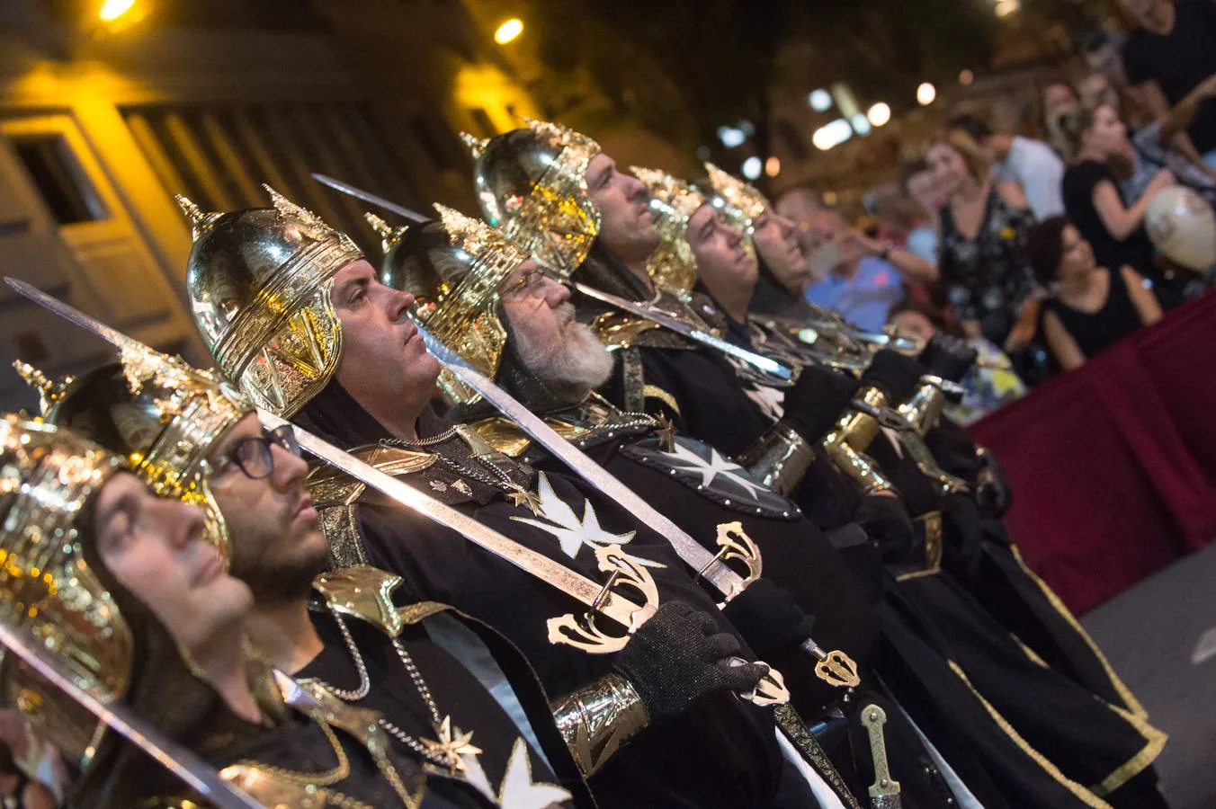 Millares de personas disfrutan con kábilas y mesnadas, que ya trabajan para que la fiesta sea declarada de Interés Internacional 