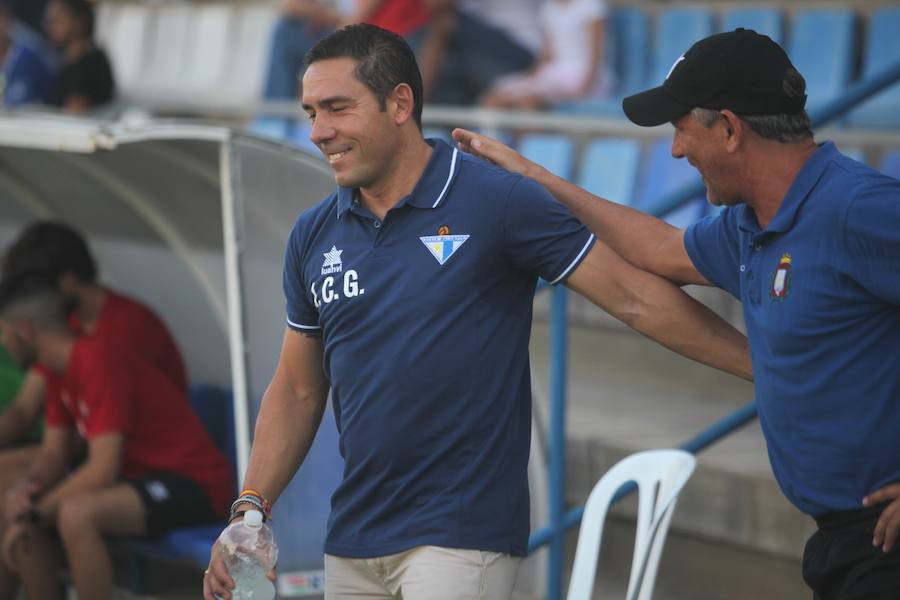 El Lorca Deportiva no reacciona. Los hombres de Palomeque poco pudieron hacer ante un Écija que fue mejor. Los goles de Canillas y Manu Reina no encontraron respuesta en un equipo al que le faltó puntería.