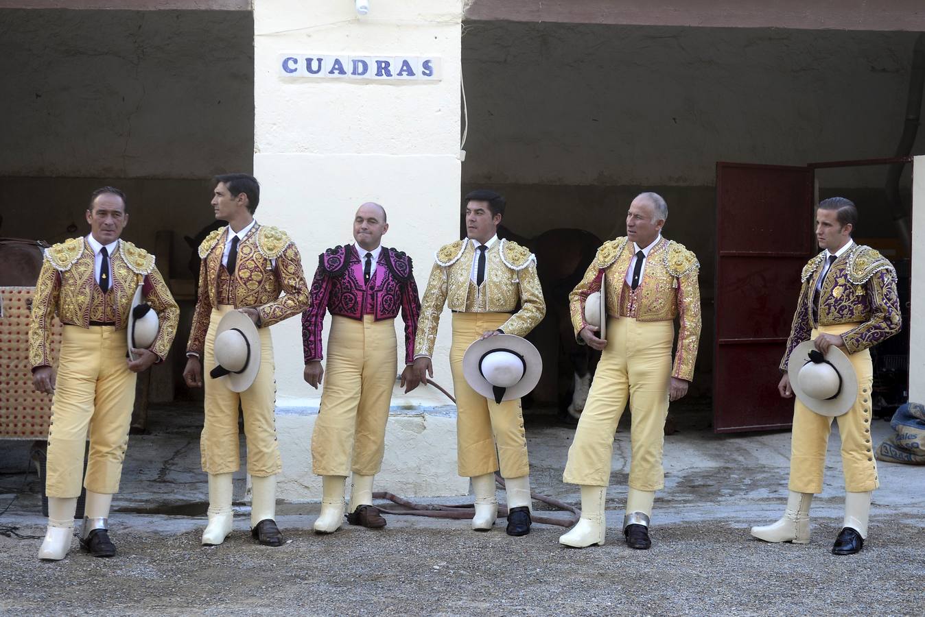 El diestro sale por la puerta grande de La Condomina en la segunda corrida de la Feria Taurina de Murcia