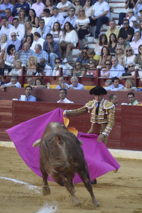 El diestro sale por la puerta grande de La Condomina en la segunda corrida de la Feria Taurina de Murcia