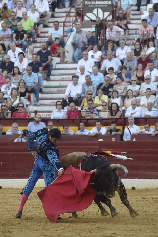 El diestro sale por la puerta grande de La Condomina en la segunda corrida de la Feria Taurina de Murcia