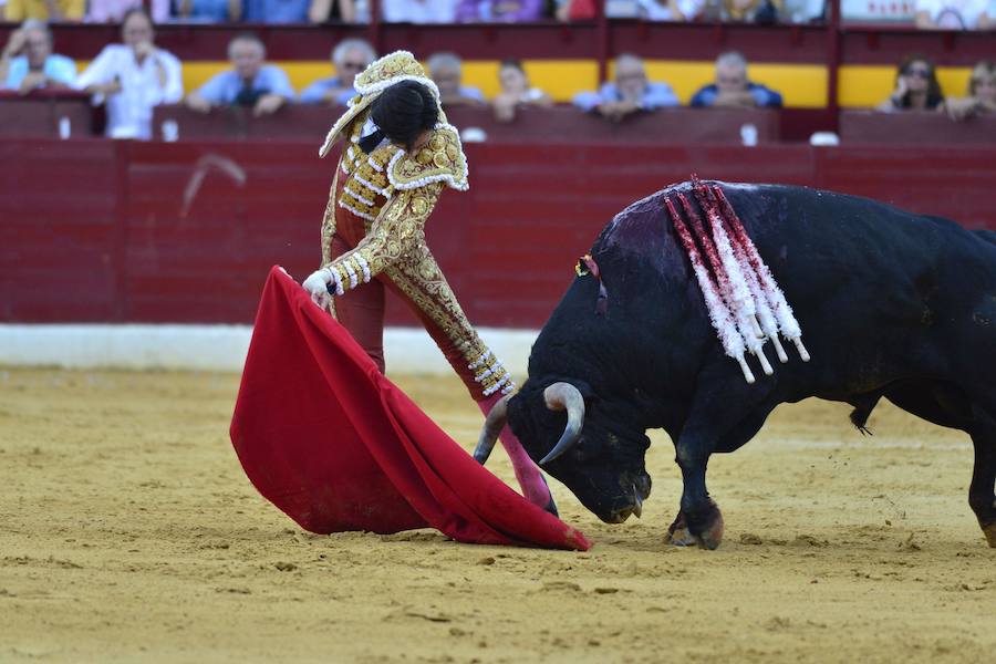 Roca Rey corta un rabo y abre la puerta grande junto a El Fandi y Talavante