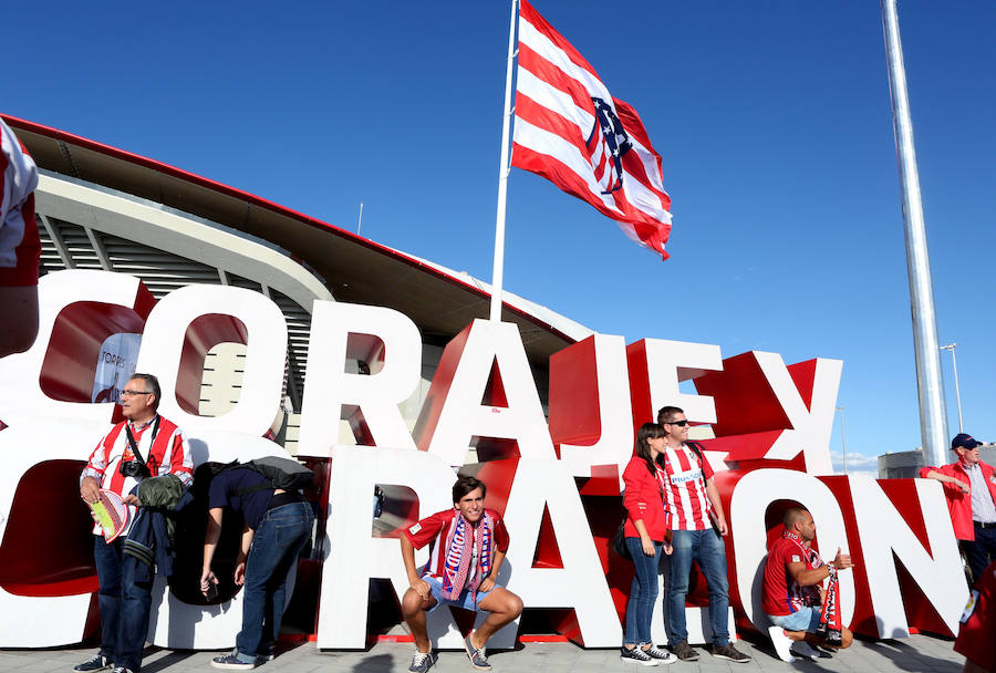 El Atlético de Madrid abrió las puertas de su nuevo estadio por primera vez para medirse al Málaga