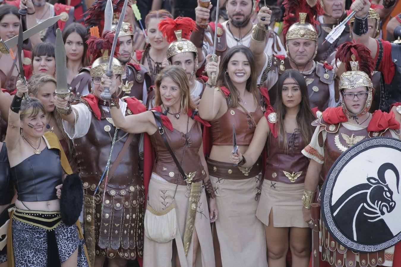 Las escenas de acción entretienen a casi 5.000 espectadores durante la Gran Batalla por la toma de Qart Hadast de las Fiestas de Carthagineses y Romanos