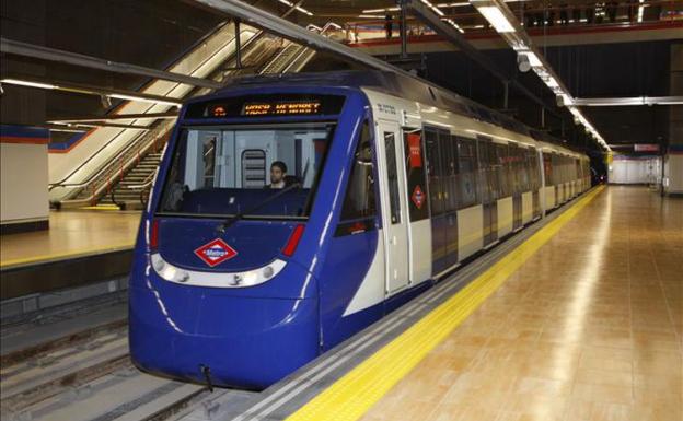 Dos detenidos tras disparar una pistola de fogueo en el Metro de Madrid